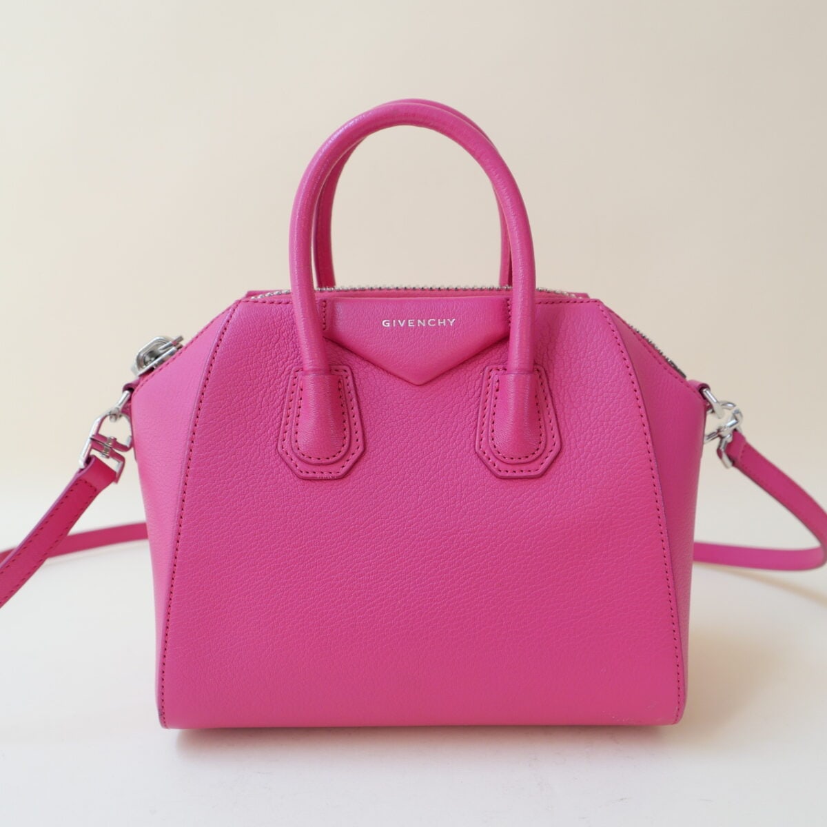 GIVENCHY ANTIGONA BAG
