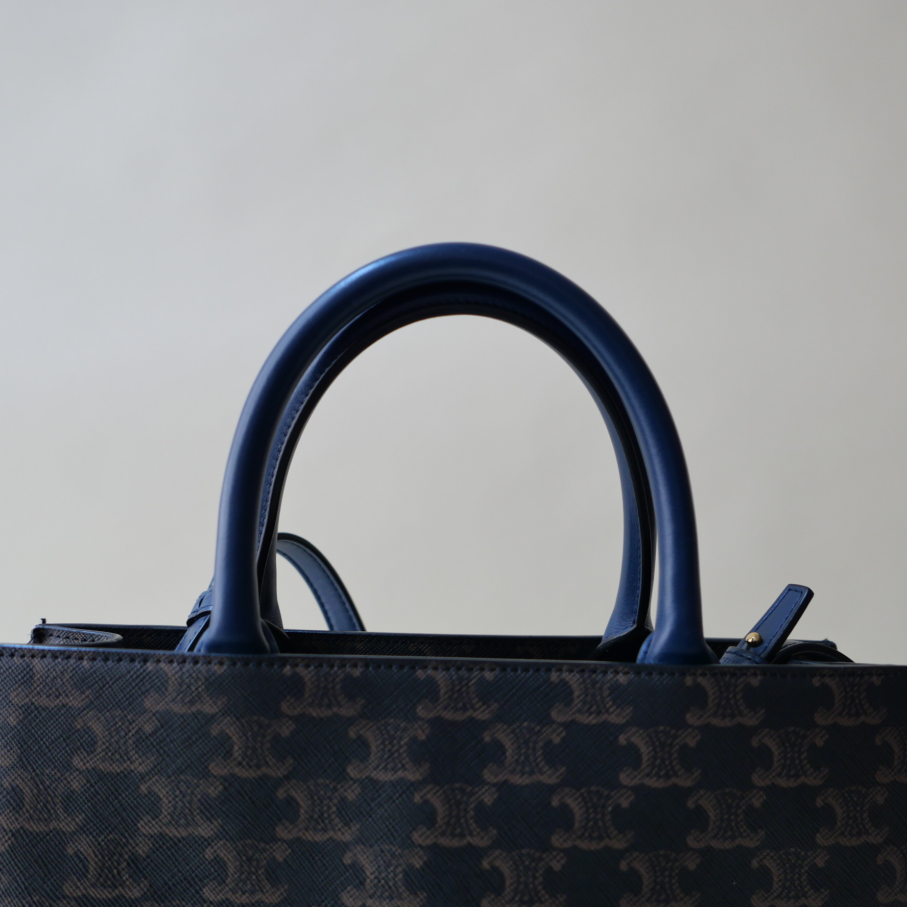 1578276F-E789-44DB-99A9-51DCF33F8D18