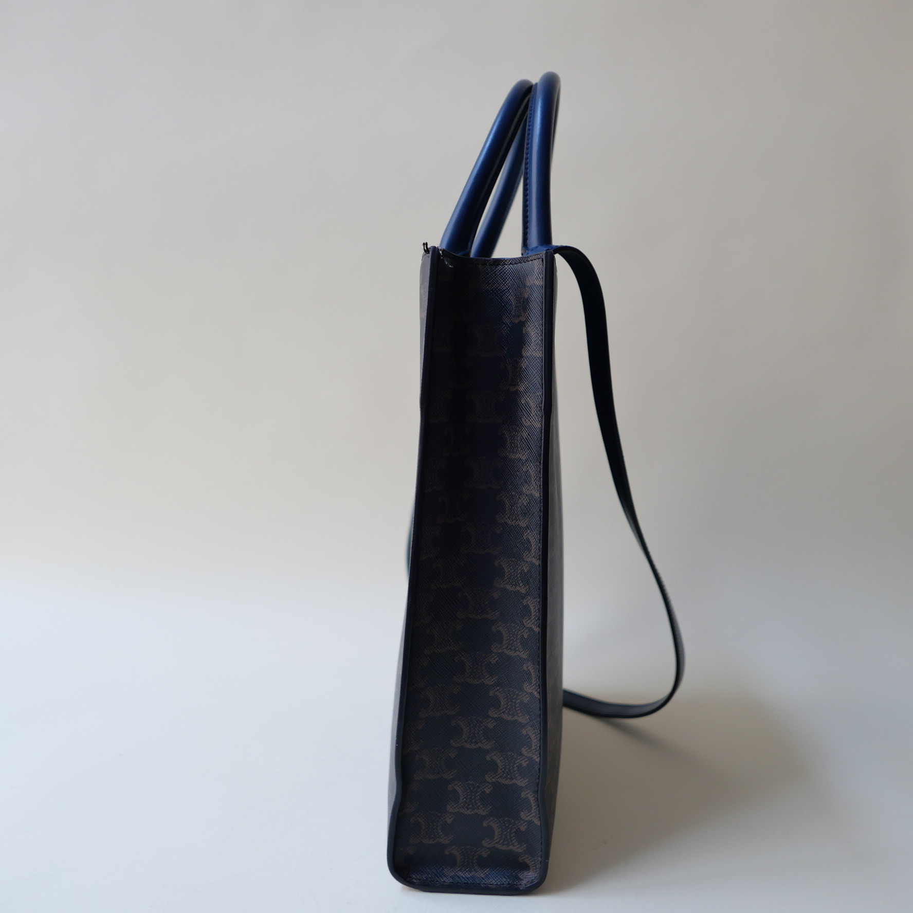 3179CAD0-8748-45BA-A6FA-7E1825E0D229