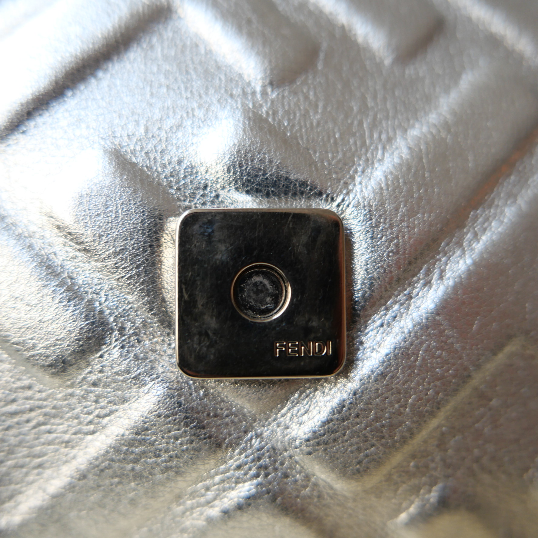 3F877DD0-768C-421F-9293-BB679B6C402D