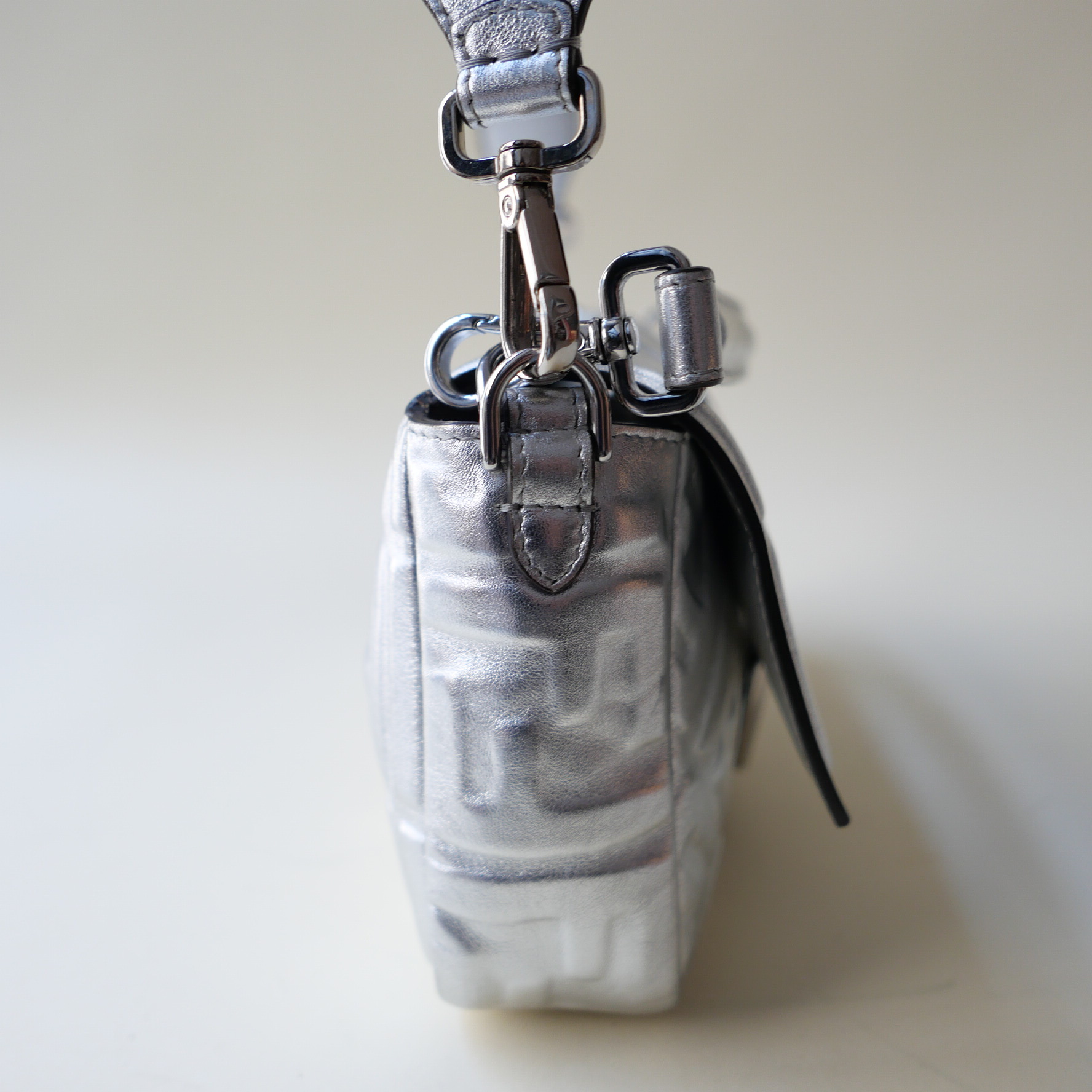 B1E3D4F0-F132-4FB0-B0C1-B26103FB9E7A