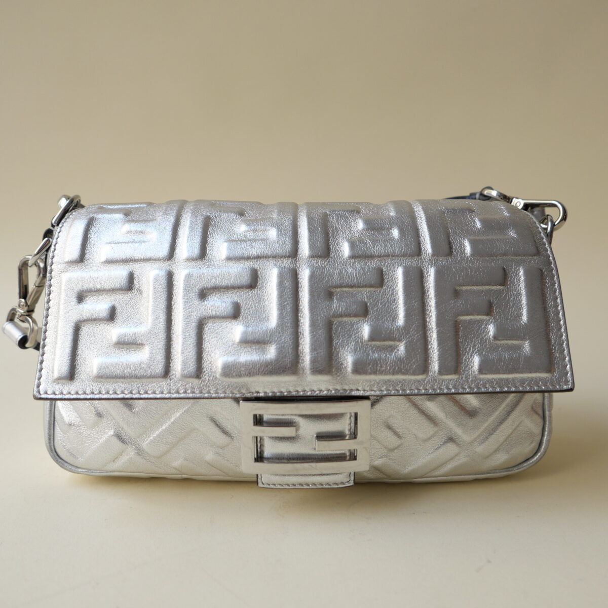 FENDI BAGUETTE BAG